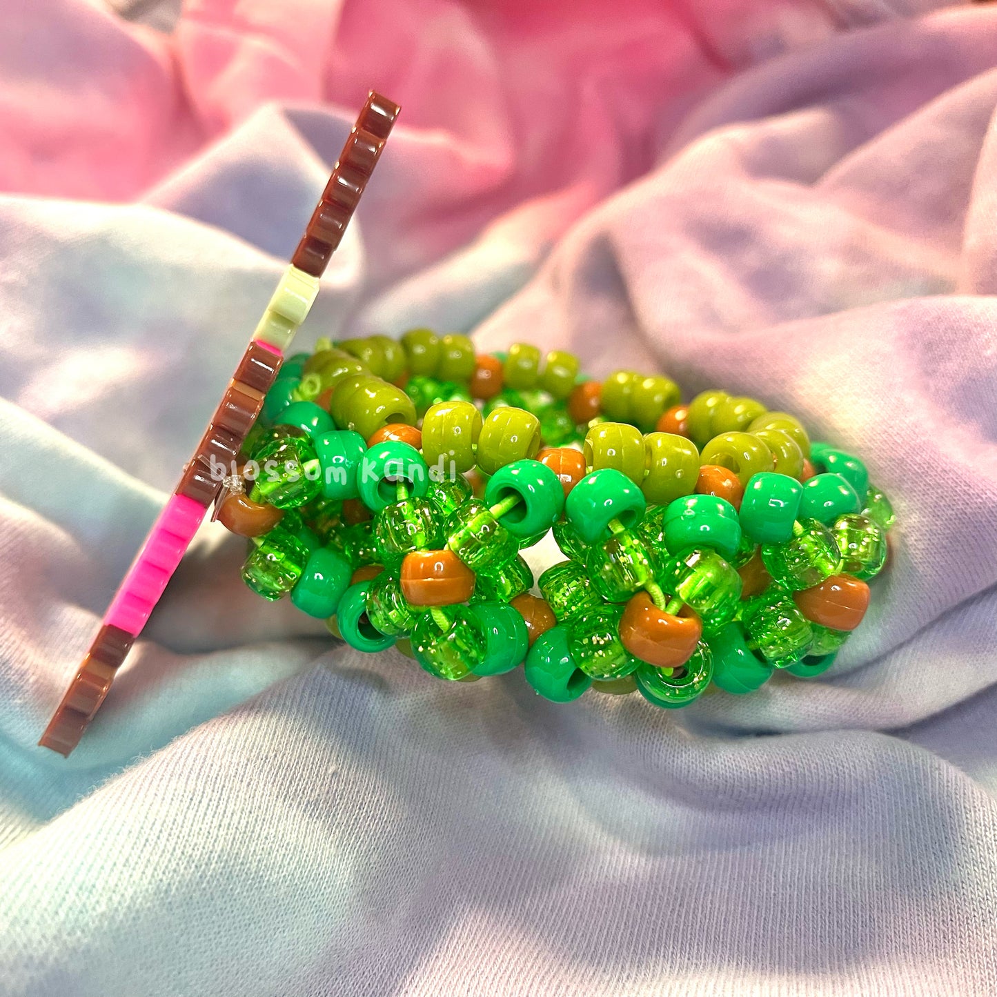 woodland strawbeary kandi cuff ♡